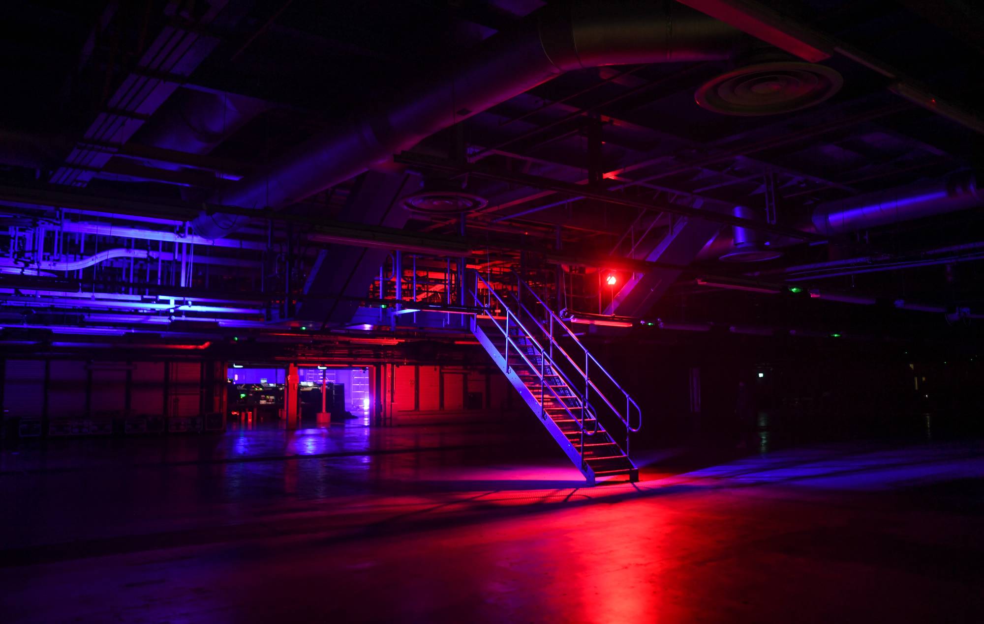 Hold bag trommesæt og printworks for at åbne New South London spillested