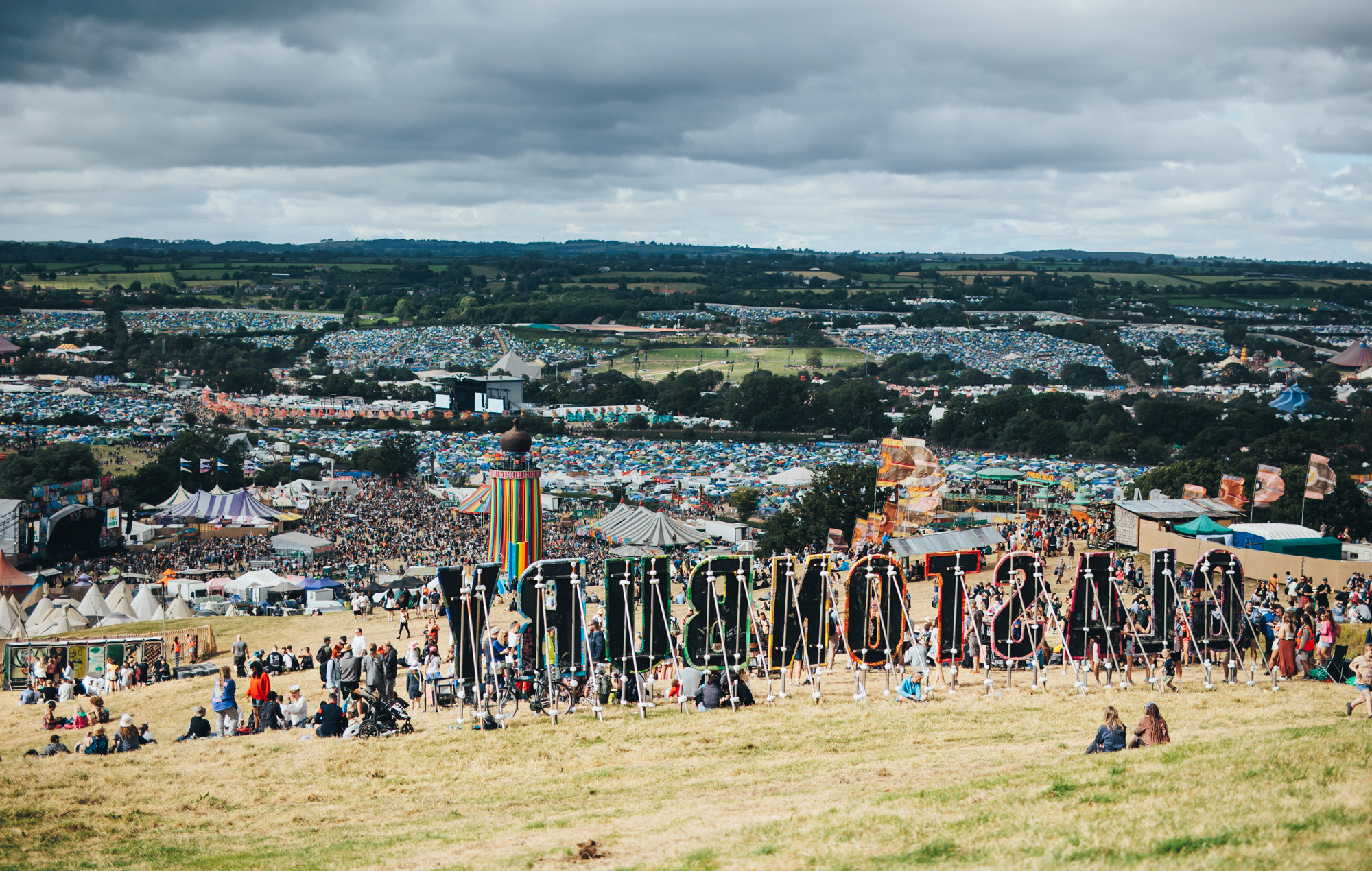 Hvorfor der ikke vil være Glastonbury i 2026, da festivalen tager et brak år