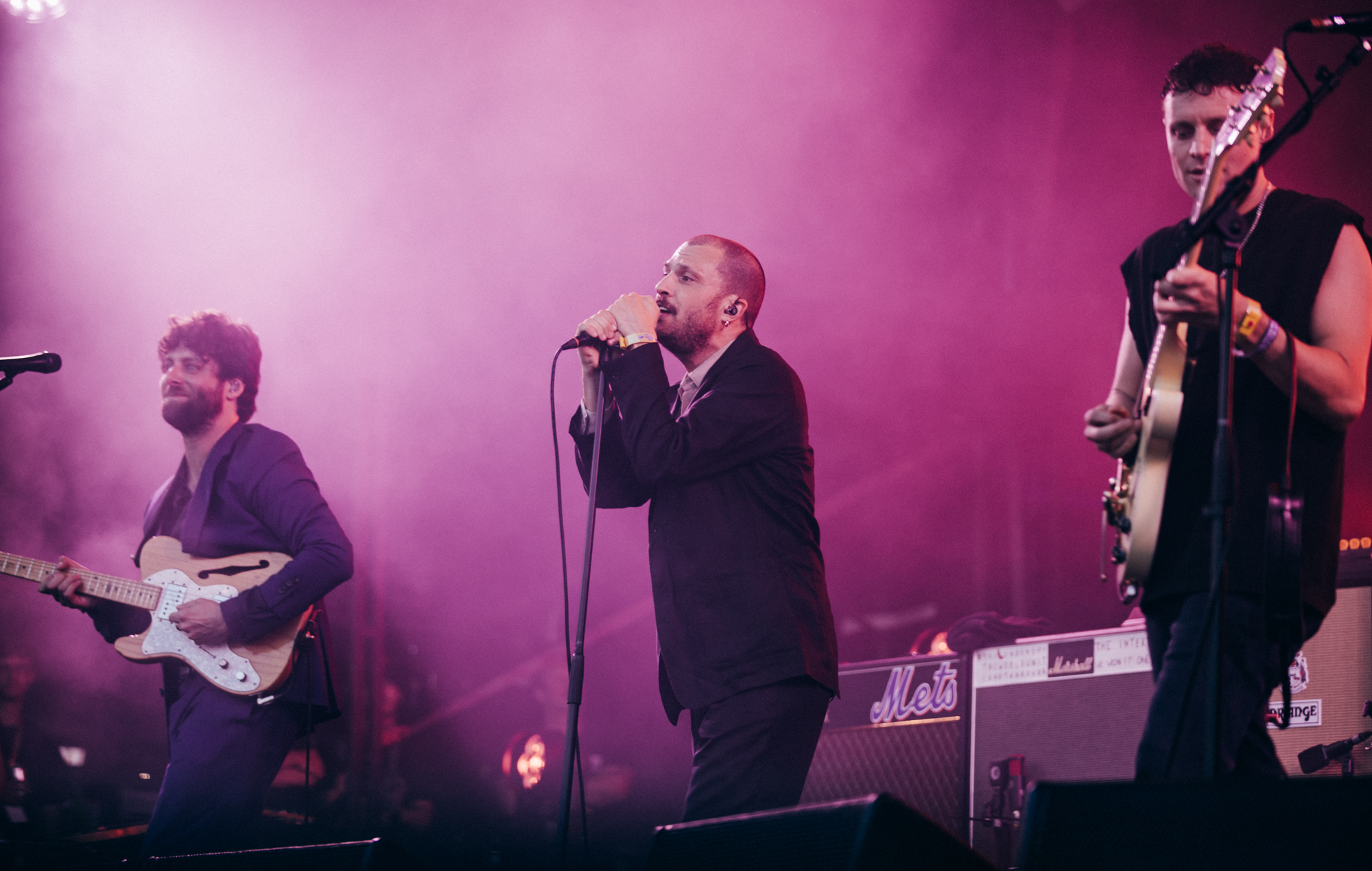 Se Florence Welch Deltag i Maccabees på scenen i Glastonbury 2025