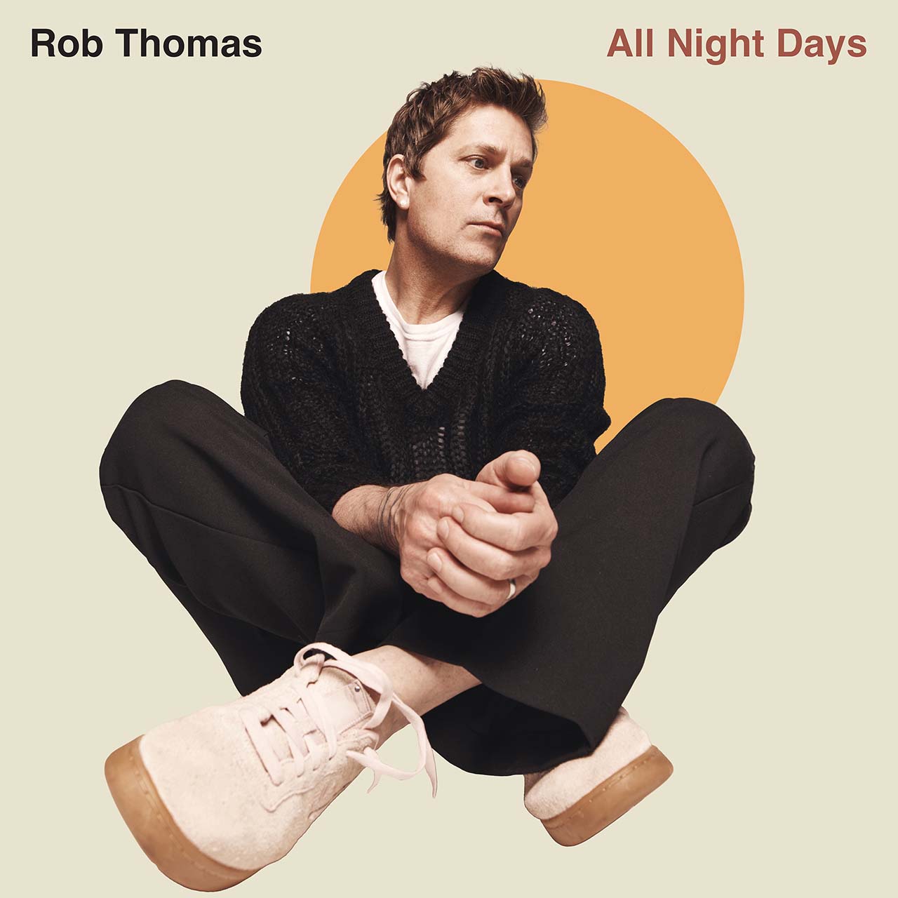 Singer-songwriter Rob Thomas annoncerer 'hele natten'