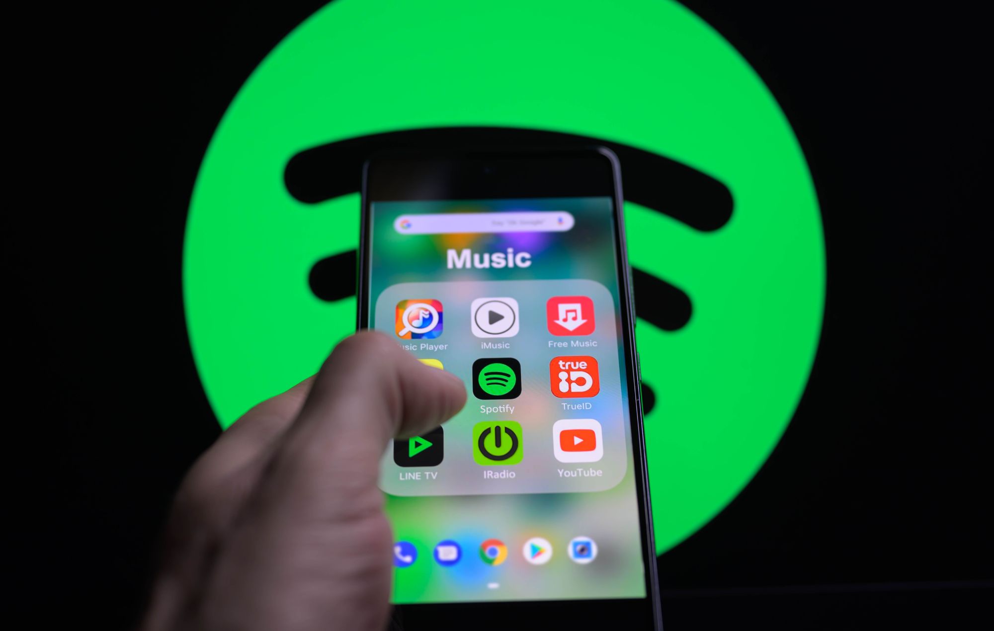 "Talsmand" for viralt AI -band The Velvet Sundown indrømmer, at han "hoaxede medierne"