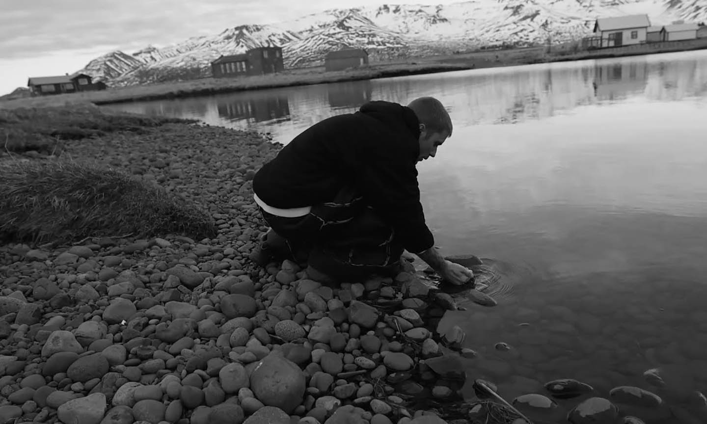 Justin Bieber deler musikvideo til 'førstepladsen'