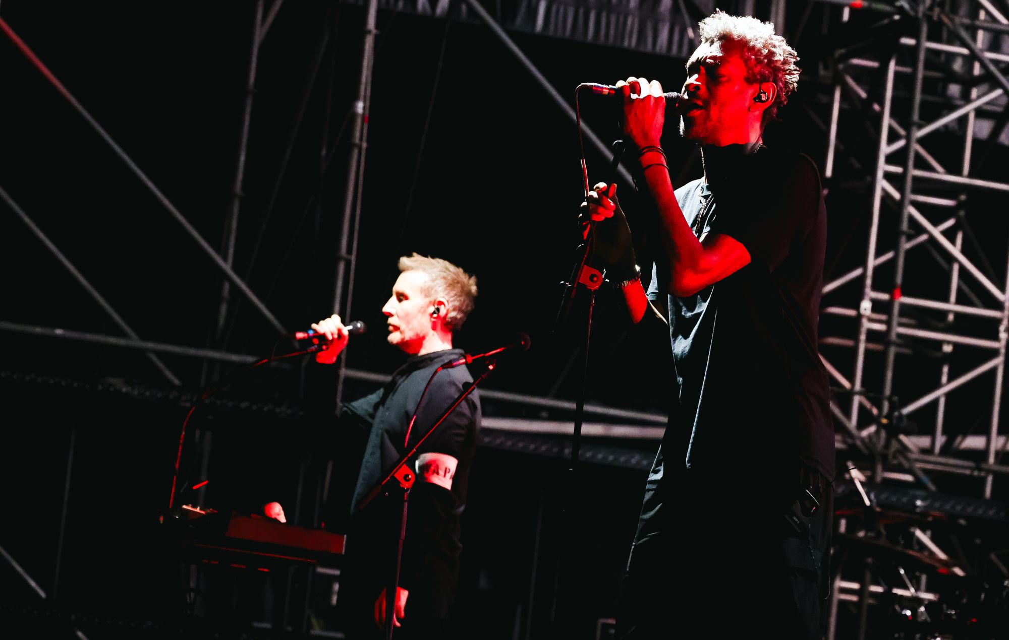 Massivt angreb og Cavalera annoncerer Special São Paulo Show til støtte for de oprindelige folk i Amazonas