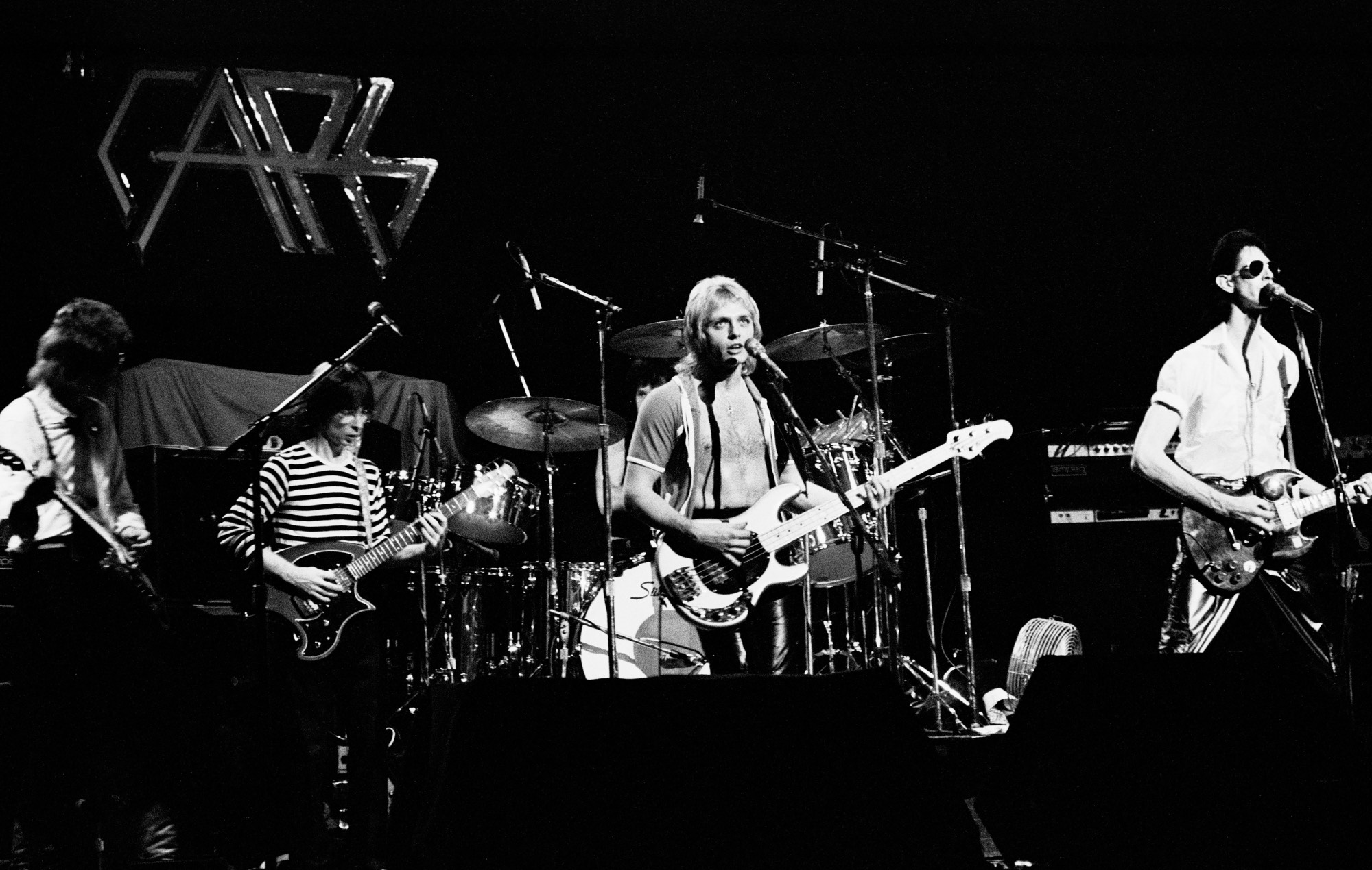 Medlemmer af Surviving Cars afslører, at de har arbejdet på Ric Ocaseks sidste sange