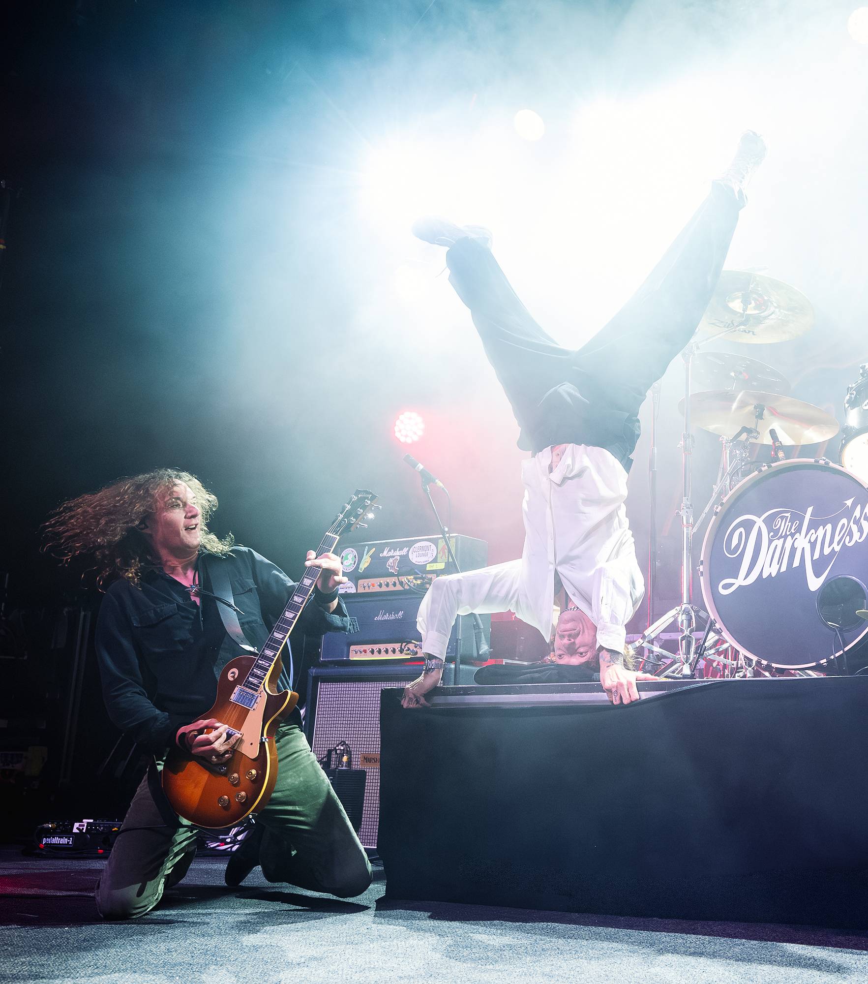 Dan og Justin Hawkins fra The Darkness optræder i The Fillmore den 13. november 2025 i San Francisco, Californien. (Foto: Steve Jennings/Getty Images)