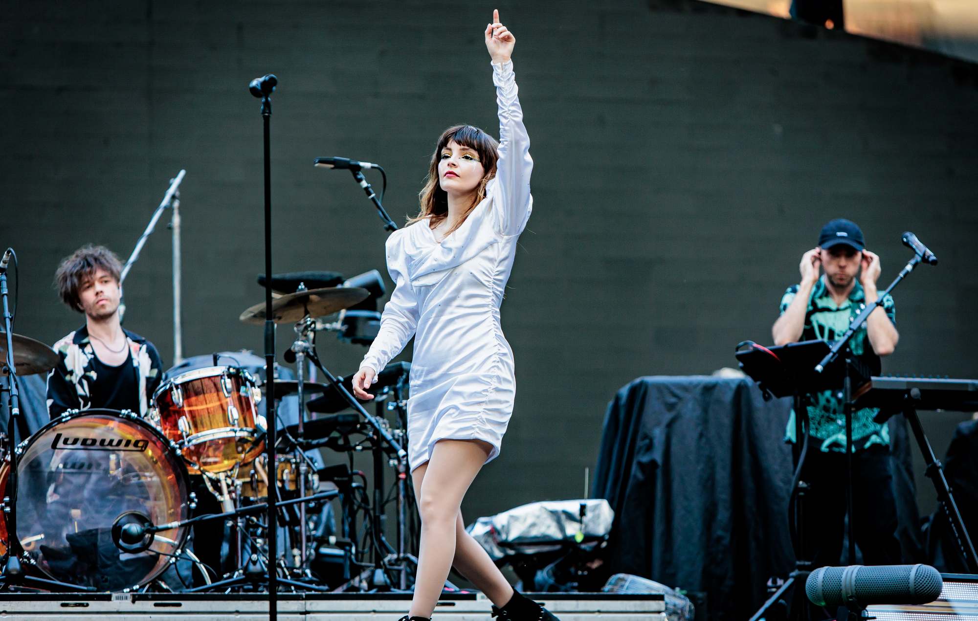 Jonny Scott, Lauren Mayberry og Martin Doherty fra Chvrches i Milano (Foto af Sergione Infuso - Corbis/Corbis via Getty Images)