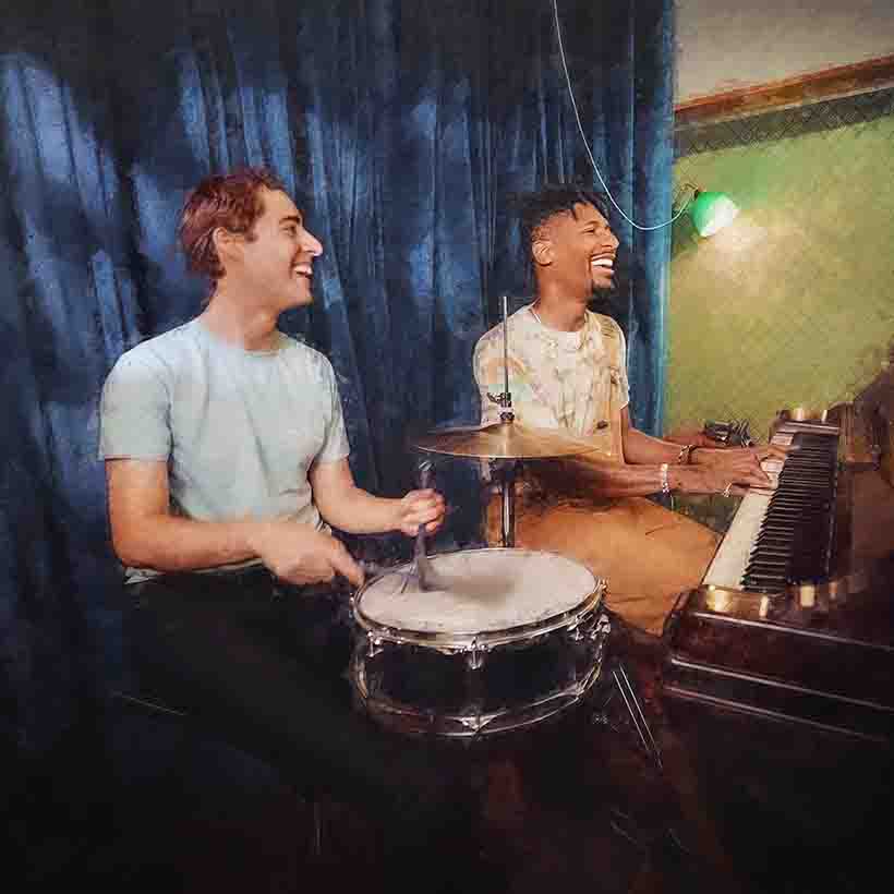 Jon Batiste, Josh Harmon udgiver 'Song Of Storms'