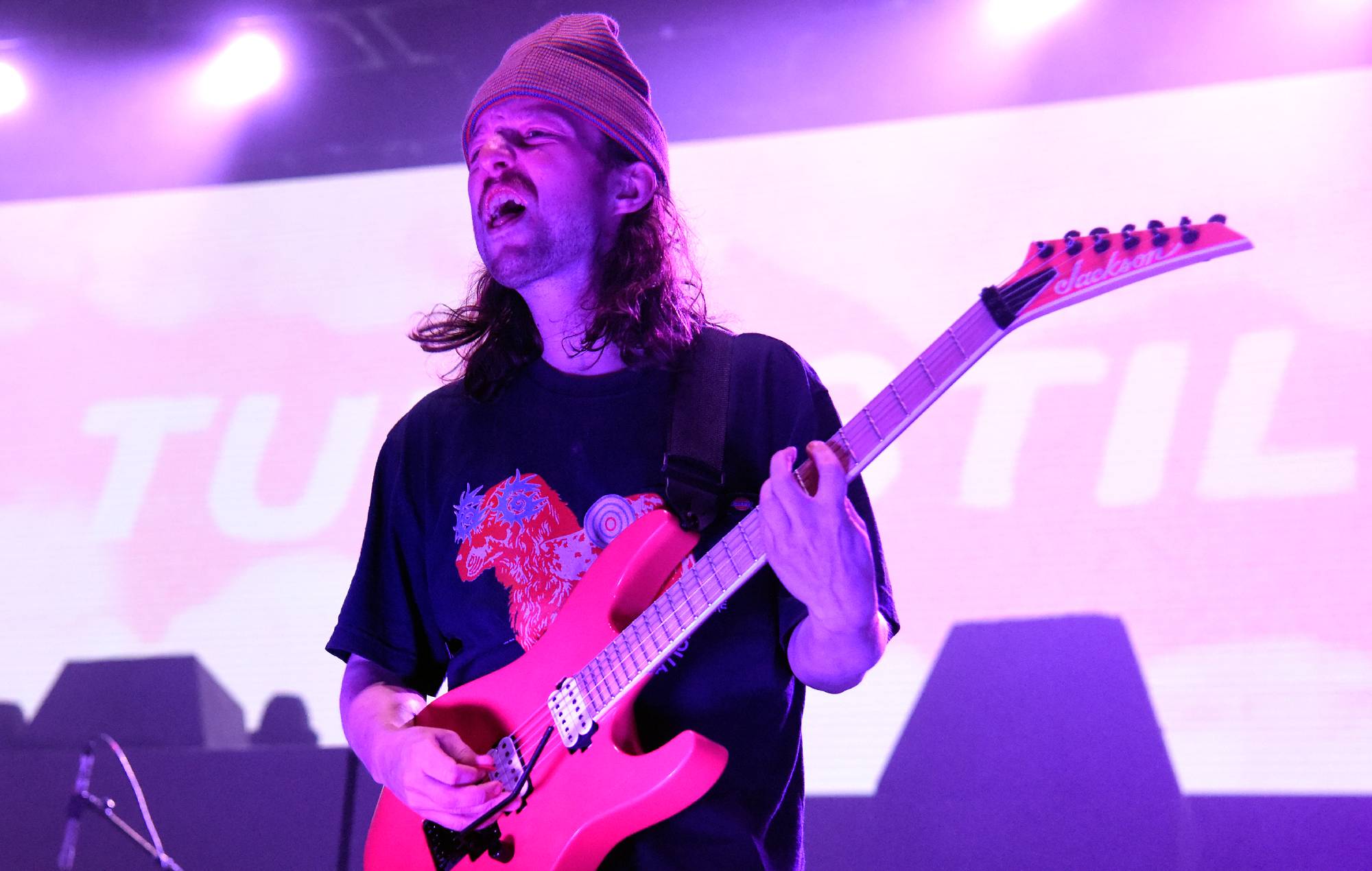 Eks-Turnstile guitarist Brady Ebert anholdt for drabsforsøg på vokalist Brendan Yates' far