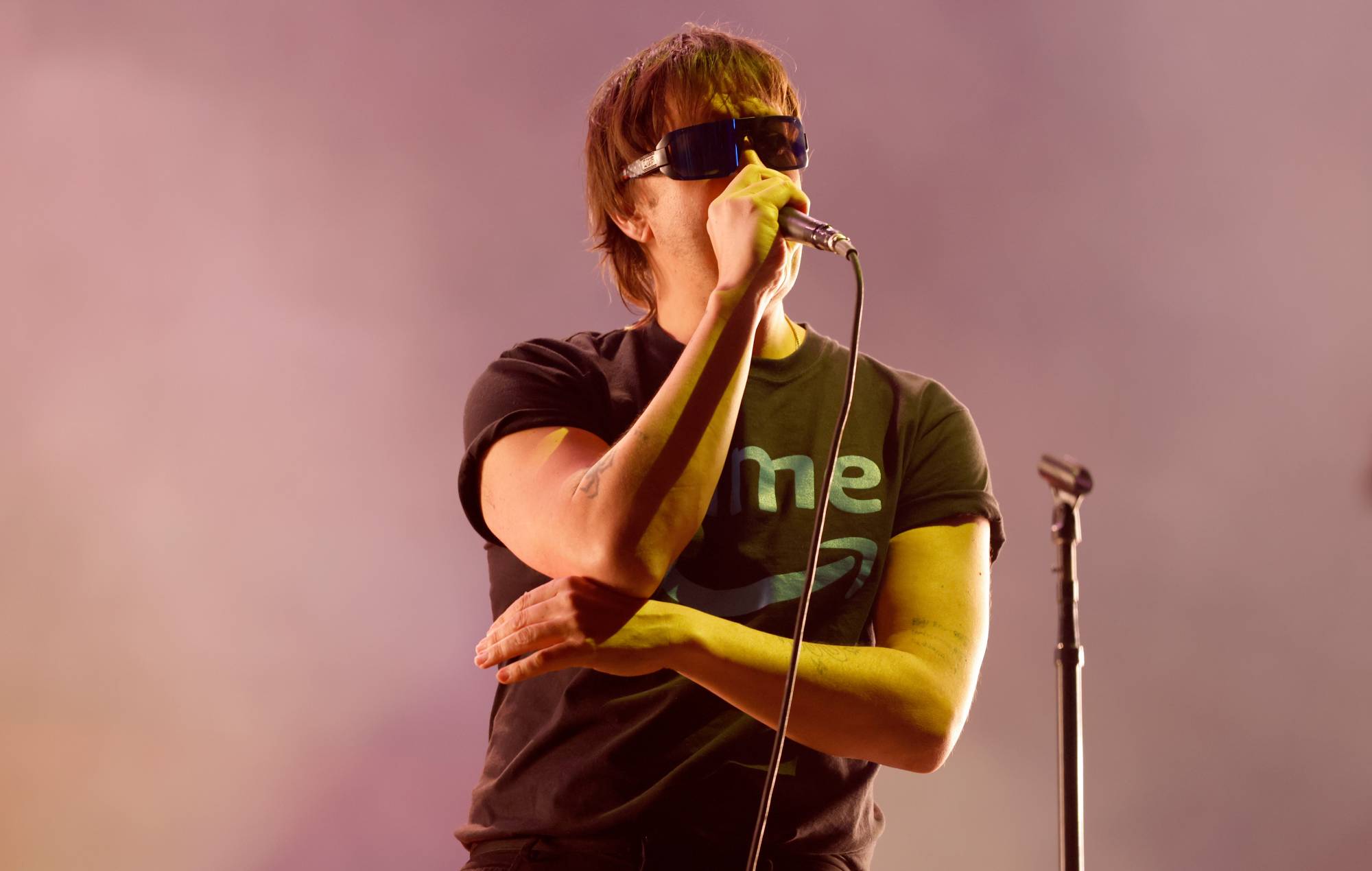 The Strokes' Julian Casablancas kalder det "hvide privilegium" for "amerikanske zionister"
