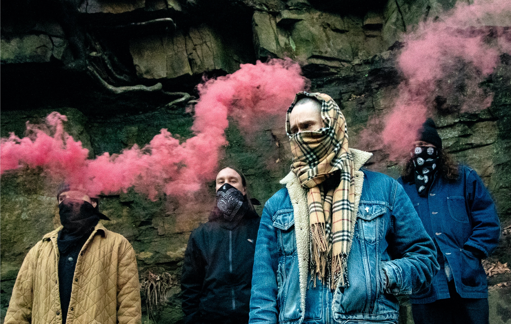 Wu Lyf deler "simpel, sød kærlighedssang" med 'The Fool' - mens han trolder Spotify med Homer Simpson-versionen