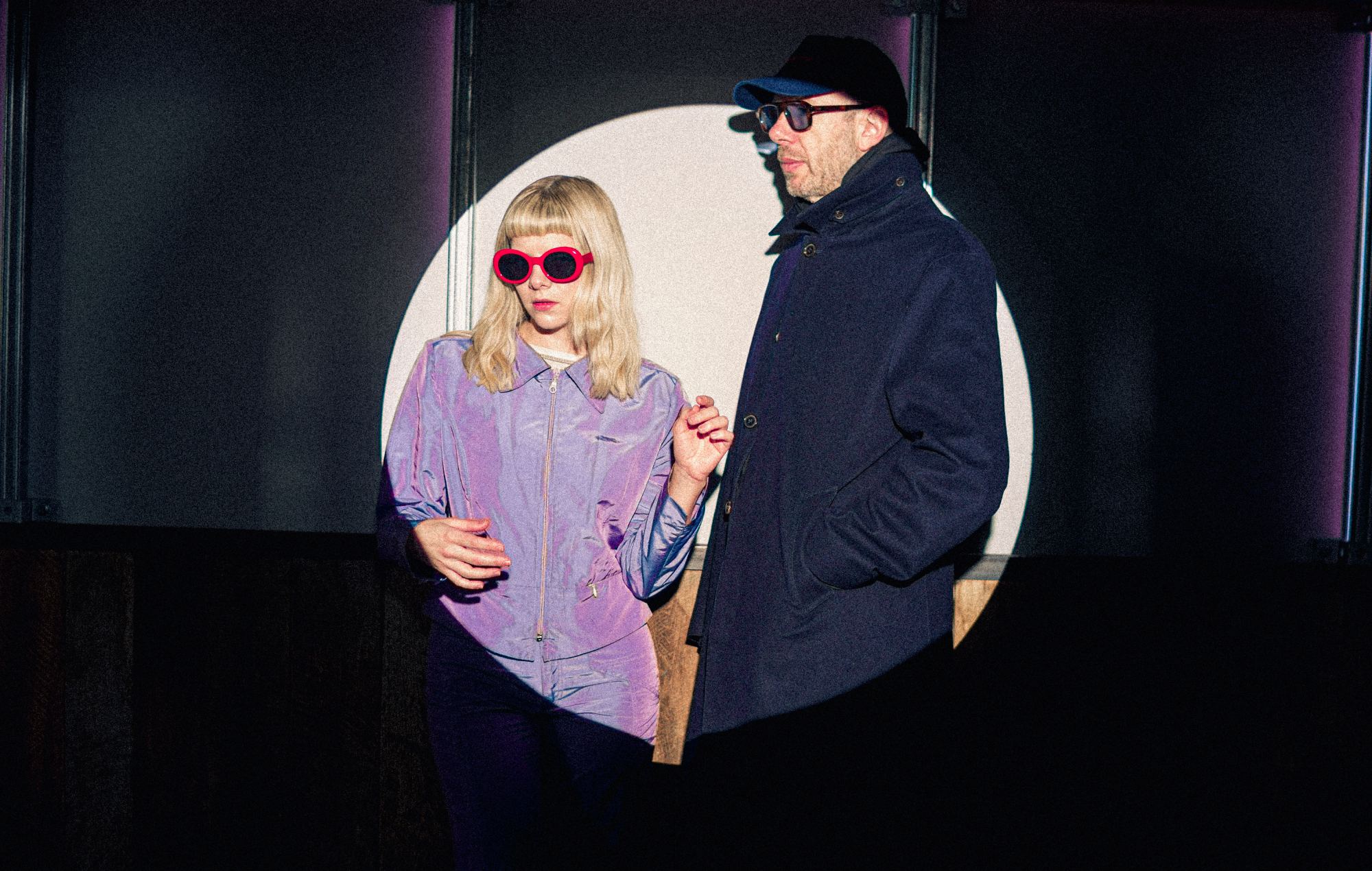 en Chemical Brother og Scandi pop troldmands euforiske kollision