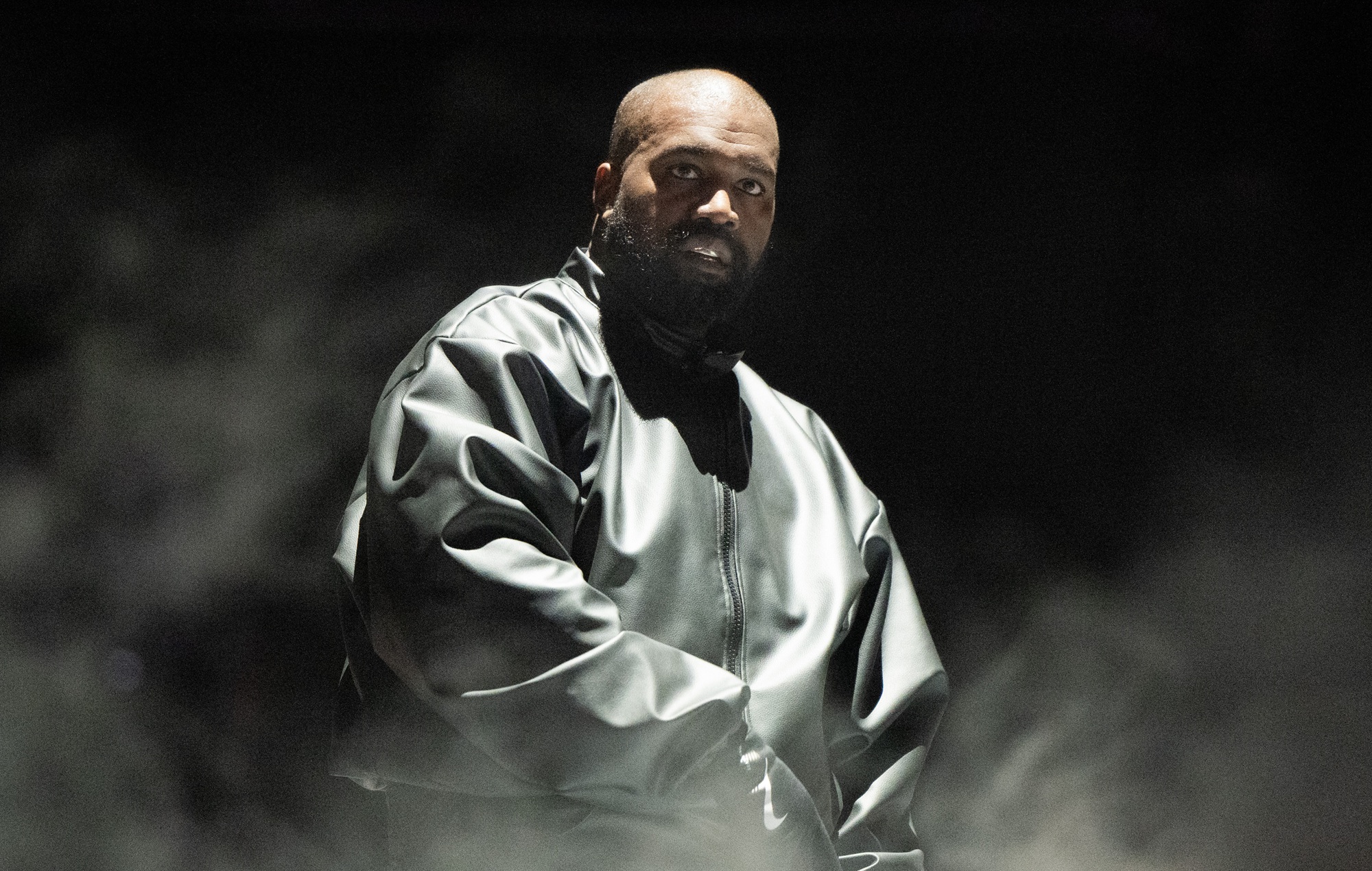 Albaniens premierminister annoncerer Kanye West-koncert i Tirana