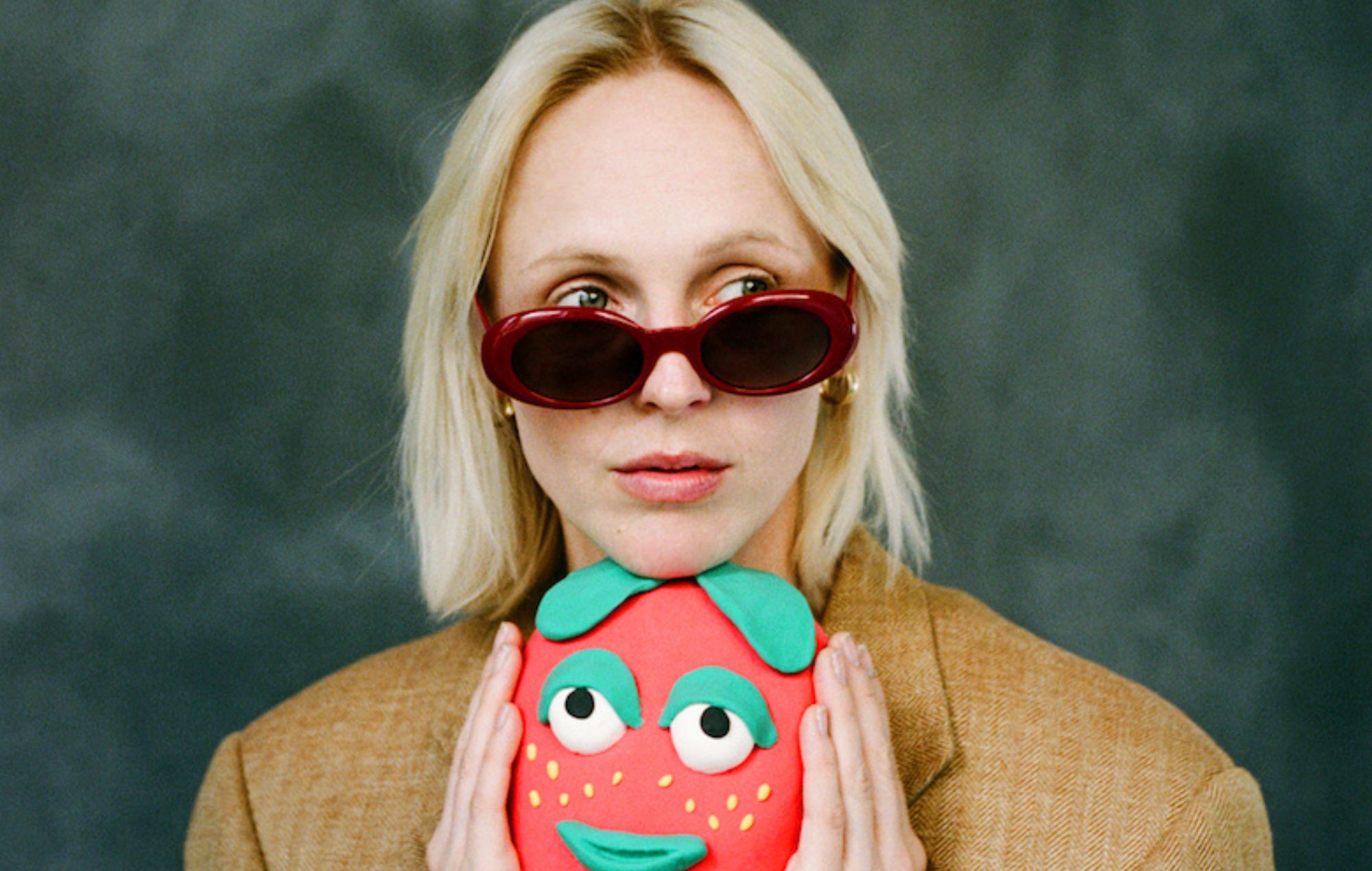 Laura Marling surprise udgiver nyt børnealbum 'Laura Sings Raffi'