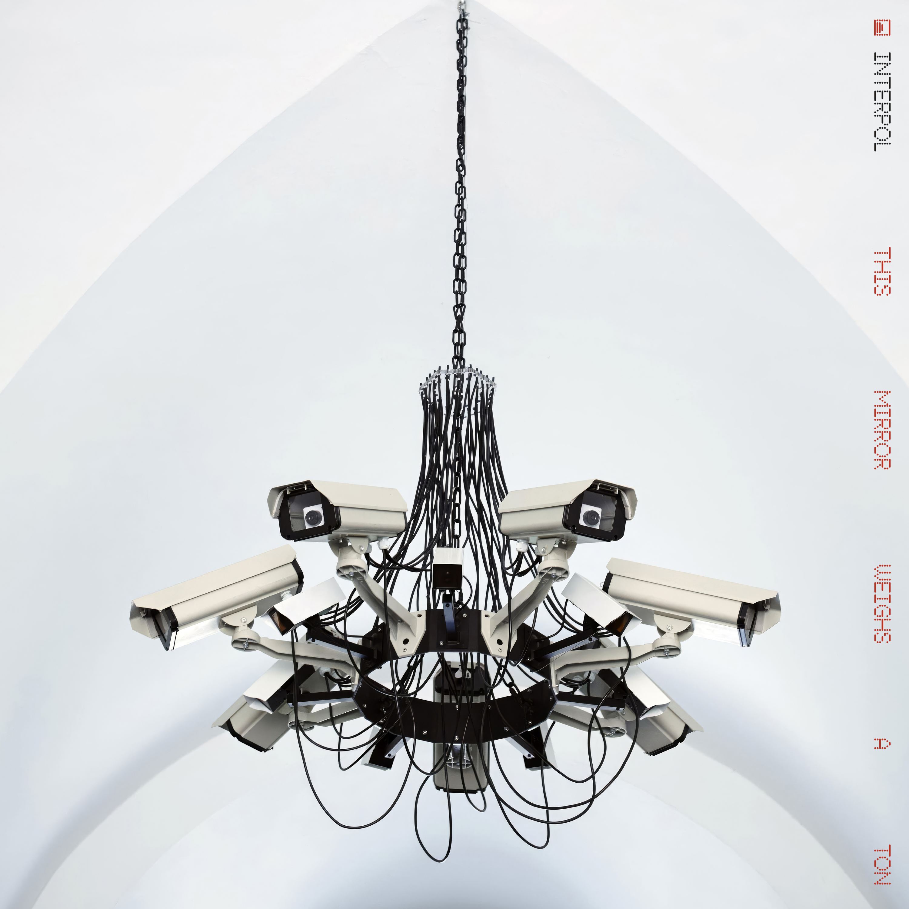 Interpol - 'Dette spejl vejer et ton'