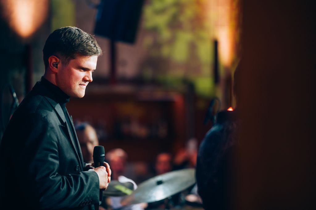 Kilian Sladek annoncerer nyt album Colorblind