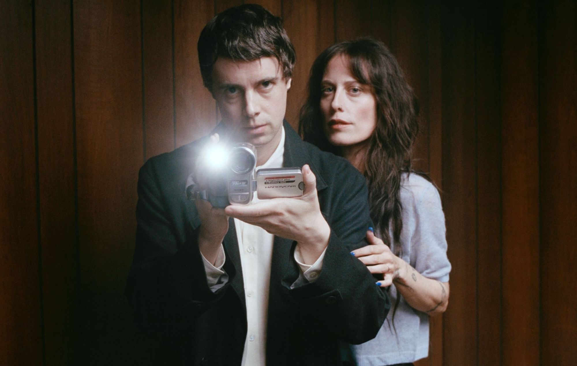 Boy Harsher annoncerer nyt album 'Get Mean' med berusende single 'Hard Beat'