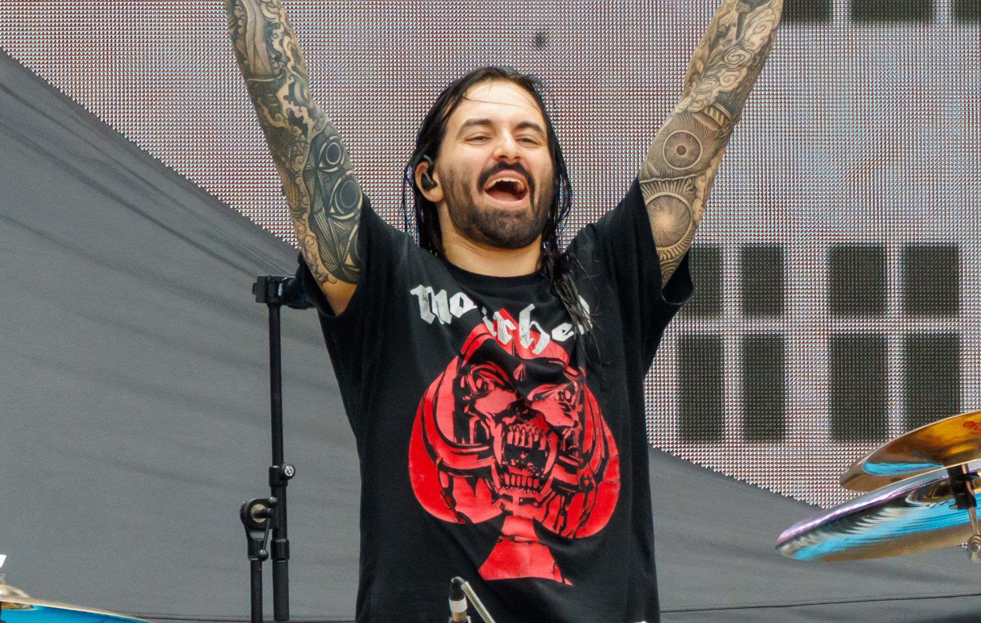 Den tidligere Slipknot-trommeslager Jay Weinberg siger, at han ikke havde den "juridiske evne" til at arbejde med andre kunstnere, og at en del af ham "var ved at dø"