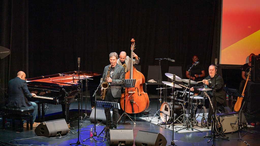 Outreach Music Festival: Musik i konstant rotation