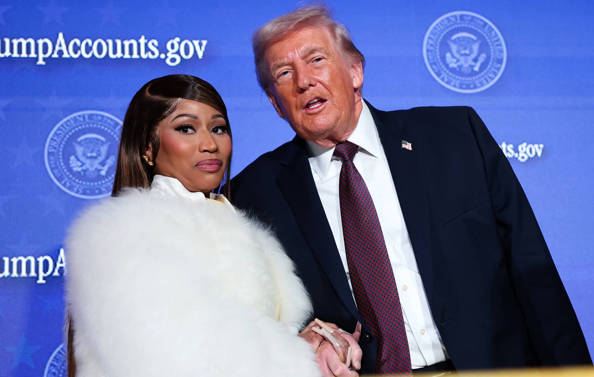 Nicki Minaj adresserer kritik over sin støtte til Donald Trump: "Jeg elsker ham bare"