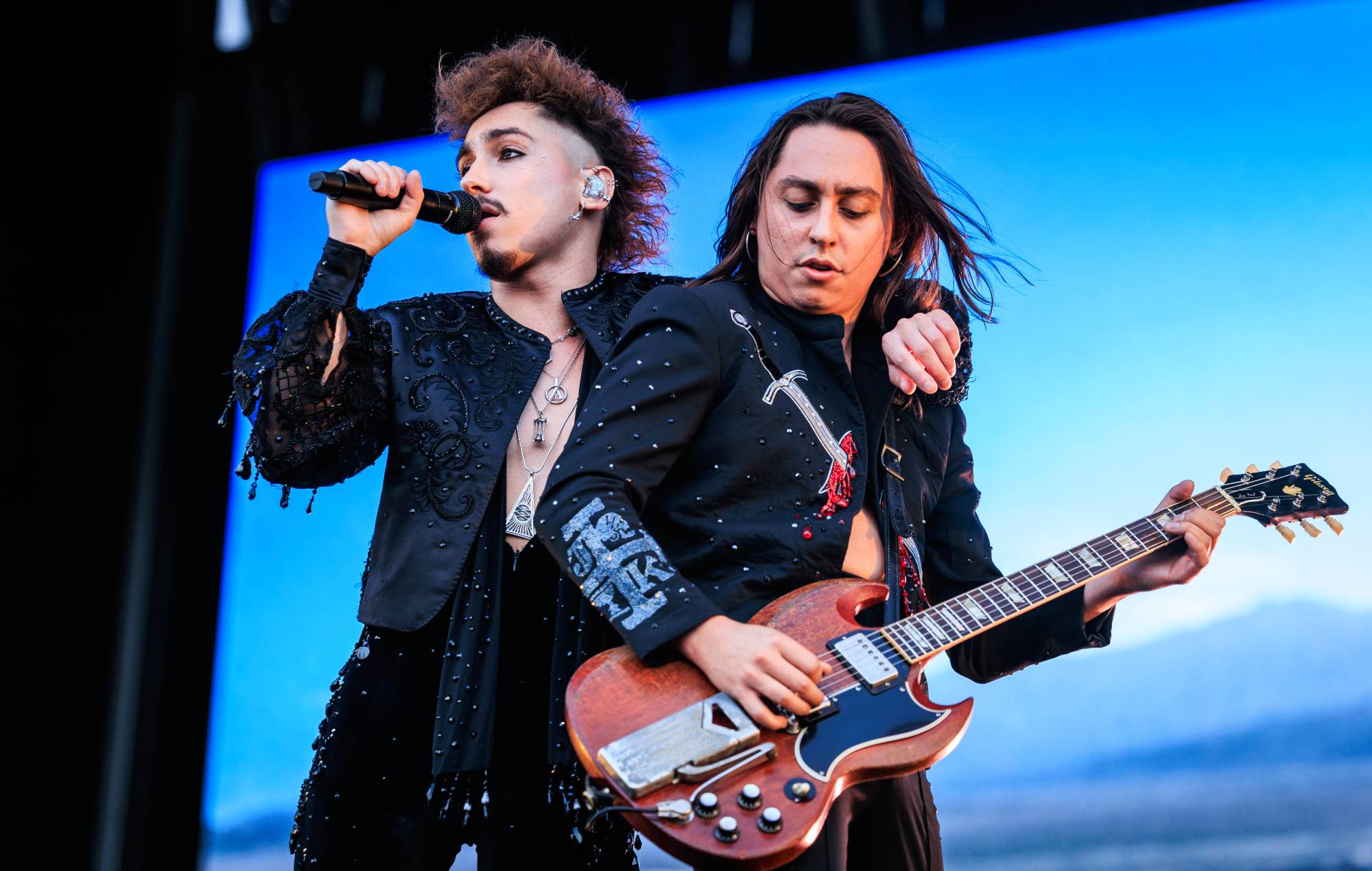 Greta Van Fleet annoncerer 2027 'Into The Beginning' turné i Storbritannien, Europa og Nordamerika